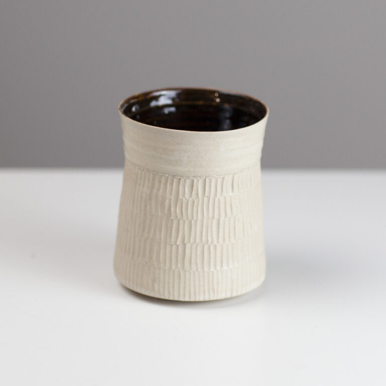 Tall carved cup OC77 I by Flora Fabris