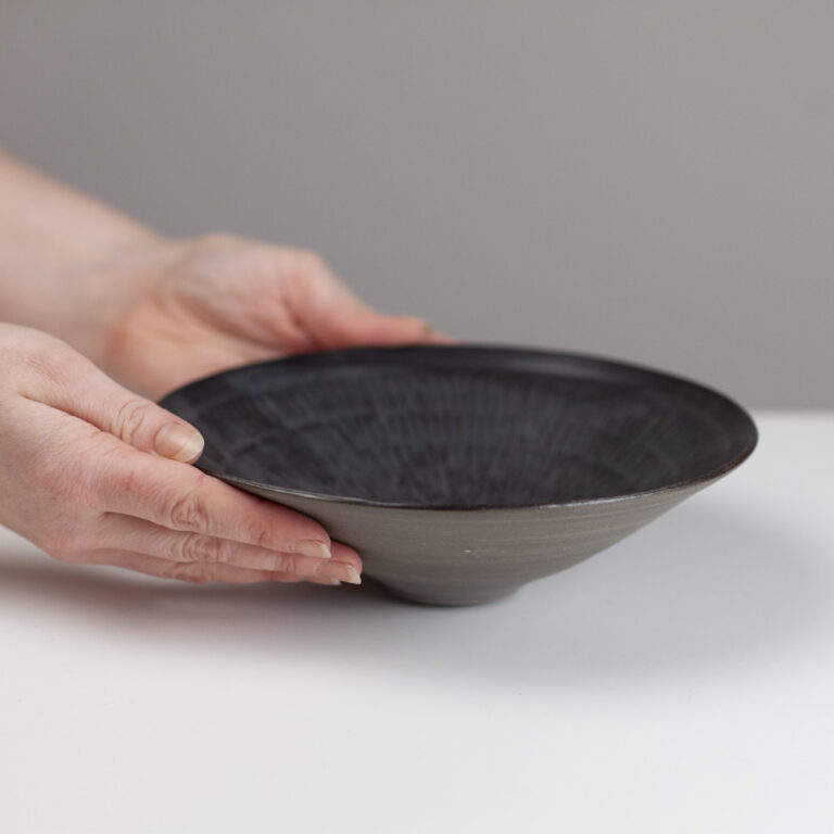 Carved offering bowl OC88 II by Flora Fabris
