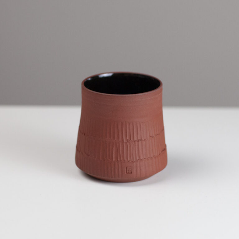 Carved teacup OC92 I by Flora Fabris