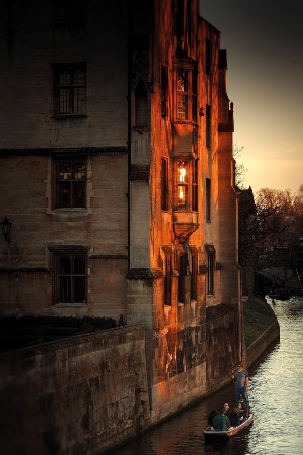 Bodley’s Evening Punters by Martin Bond
