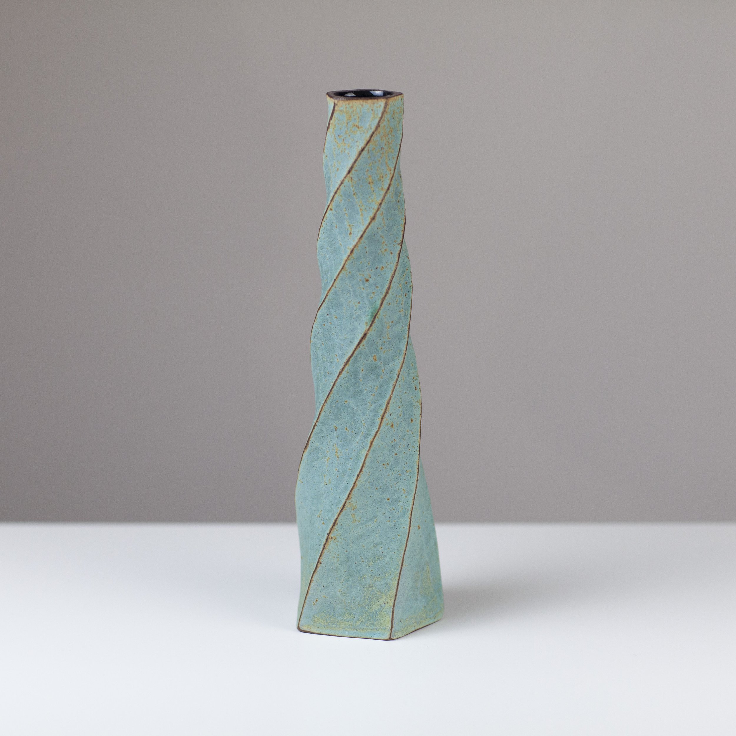 Twist Faceted Vase EM138 by Emily Myers