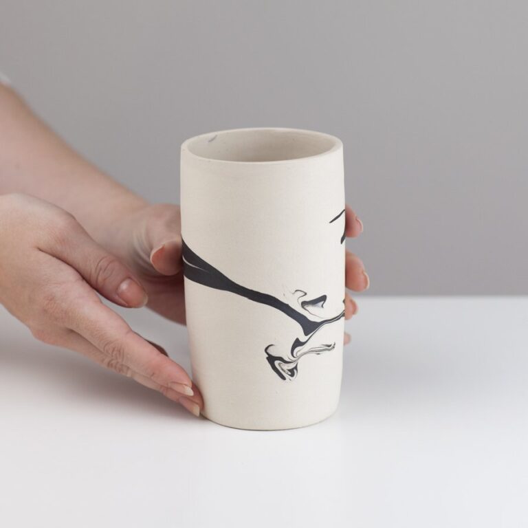 Vase 1 by Bisila Noha