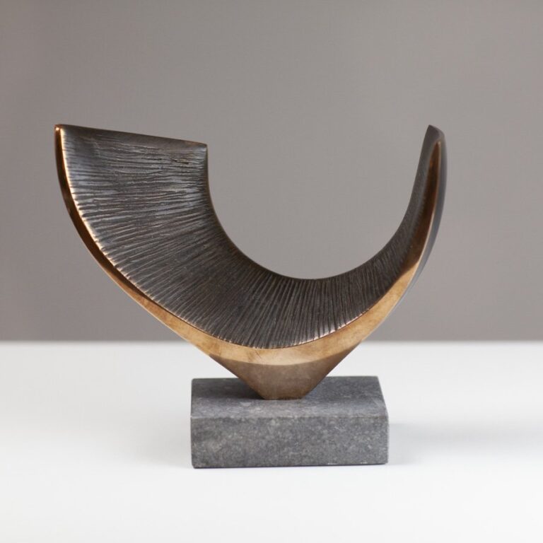 107 Curved Form ed2 by Robert Fogell