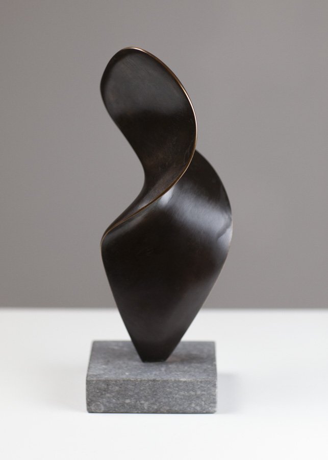 174 Twisting Form ed1 by Robert Fogell