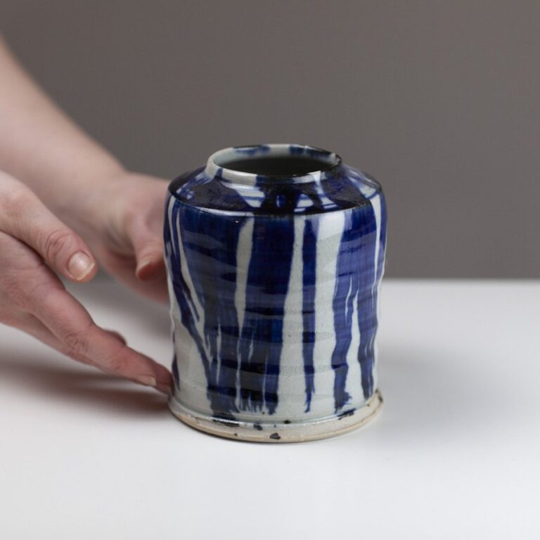 Jar S/M SMT B by Tarragon Smith