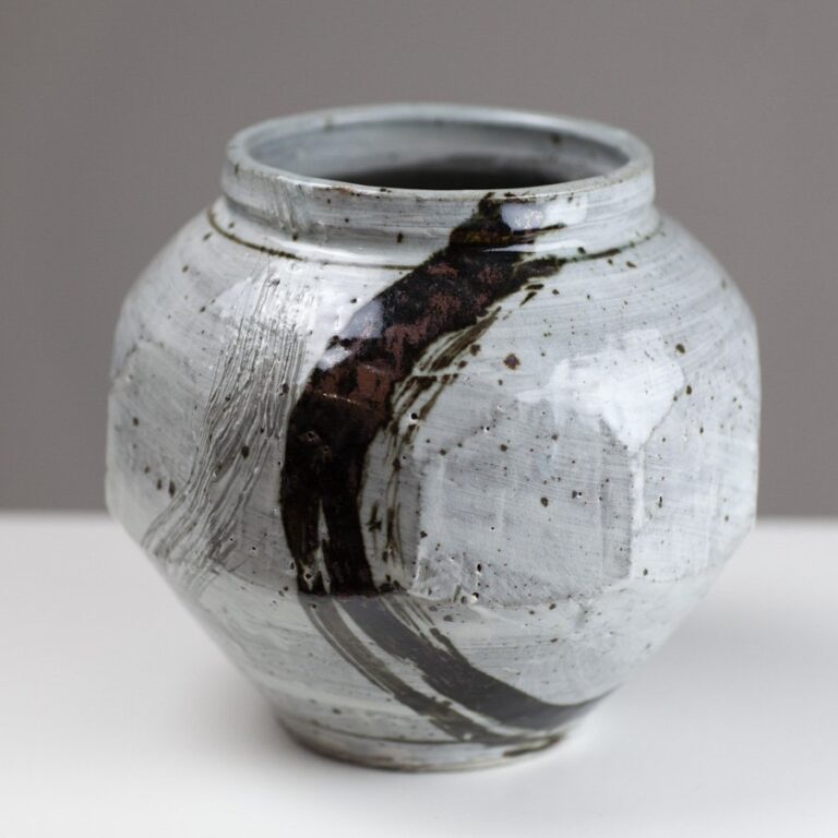 Faceted Jar Lg SMT56 by Tarragon Smith