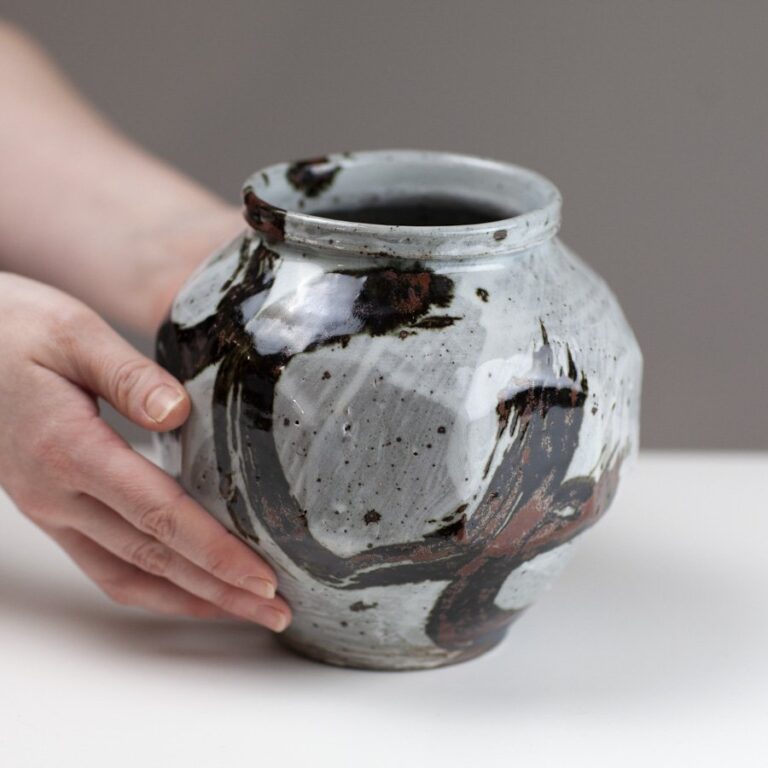 Faceted Jar Med SMT65 A by Tarragon Smith