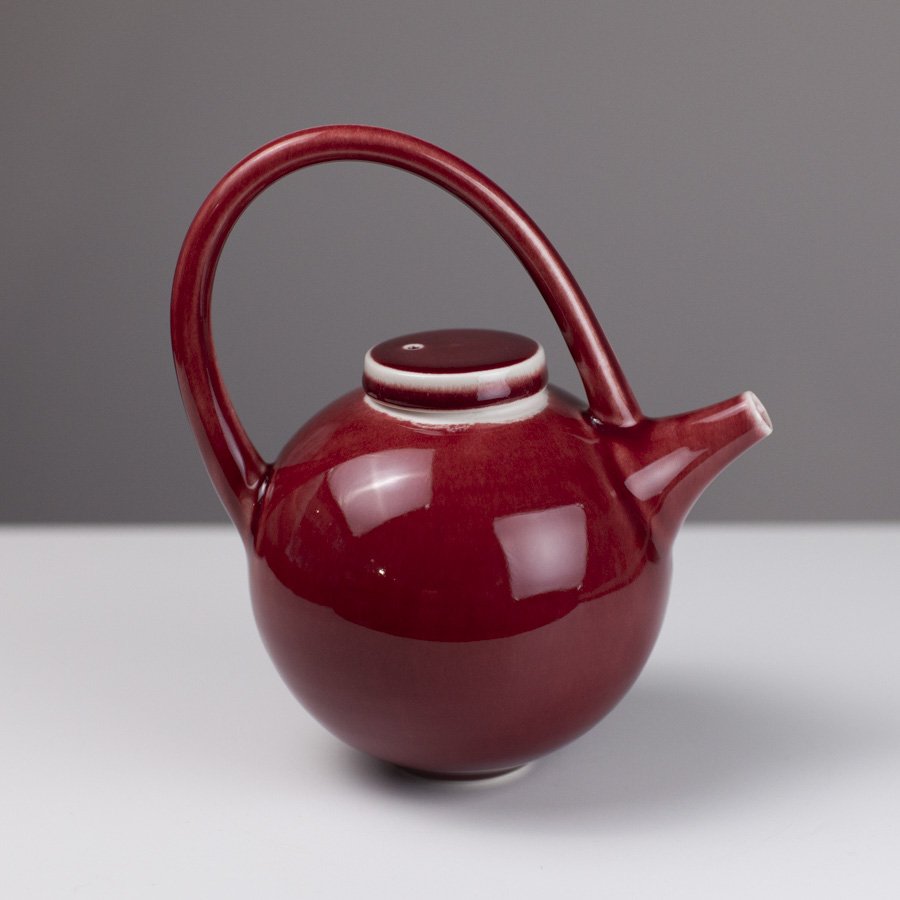 Small Round Teapot TT050 by Tricia Thom