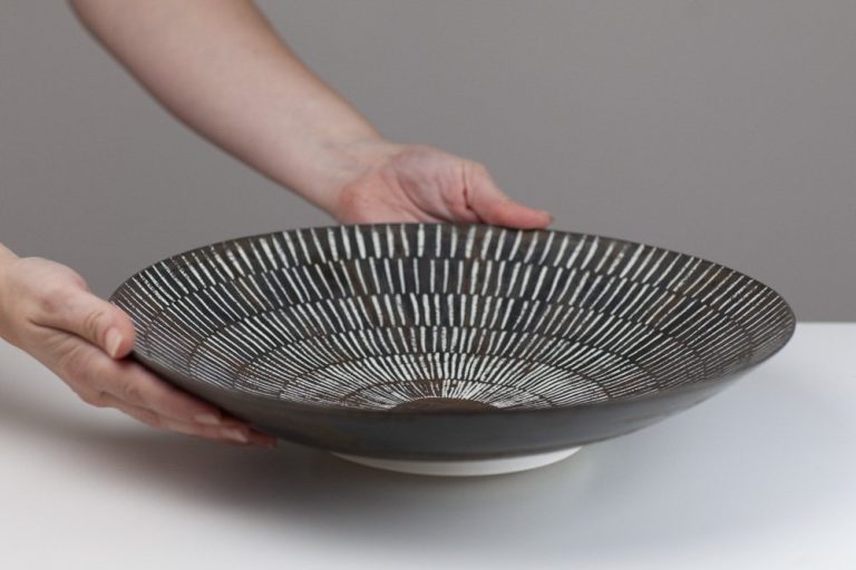 Burst Pattern Bowl Large KK2524 by Katharina Klug