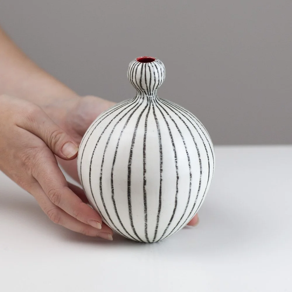 Friend Vase KK2508 10 by Katharina Klug