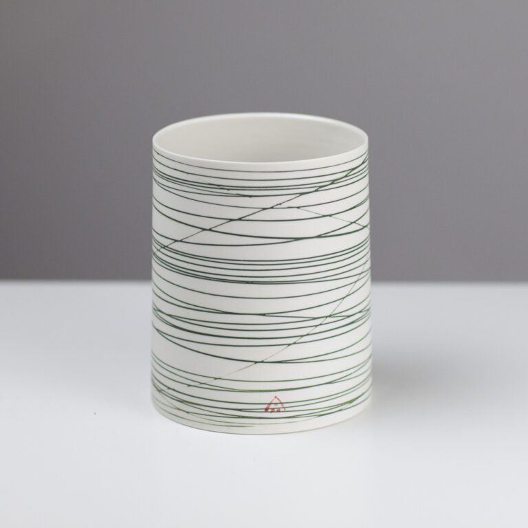 Short fat cylinder AT271 by Ali Tomlin