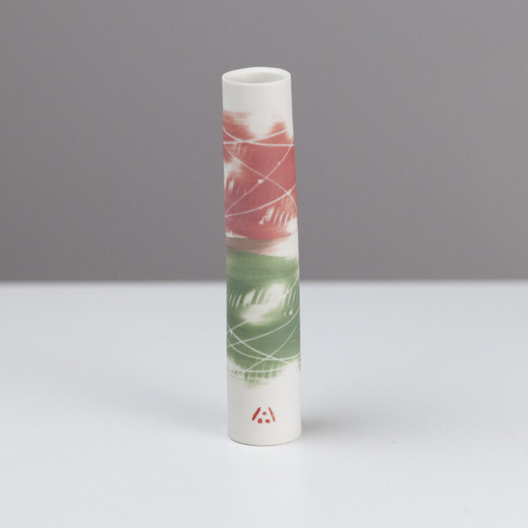Stem vase AT210 by Ali Tomlin