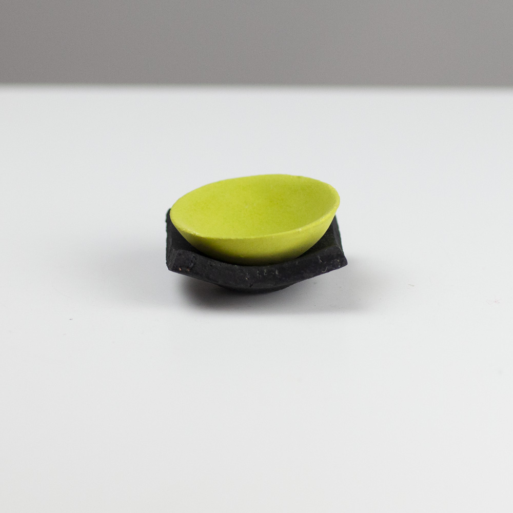 Pinch Pot HOL19 by Jane Hollidge