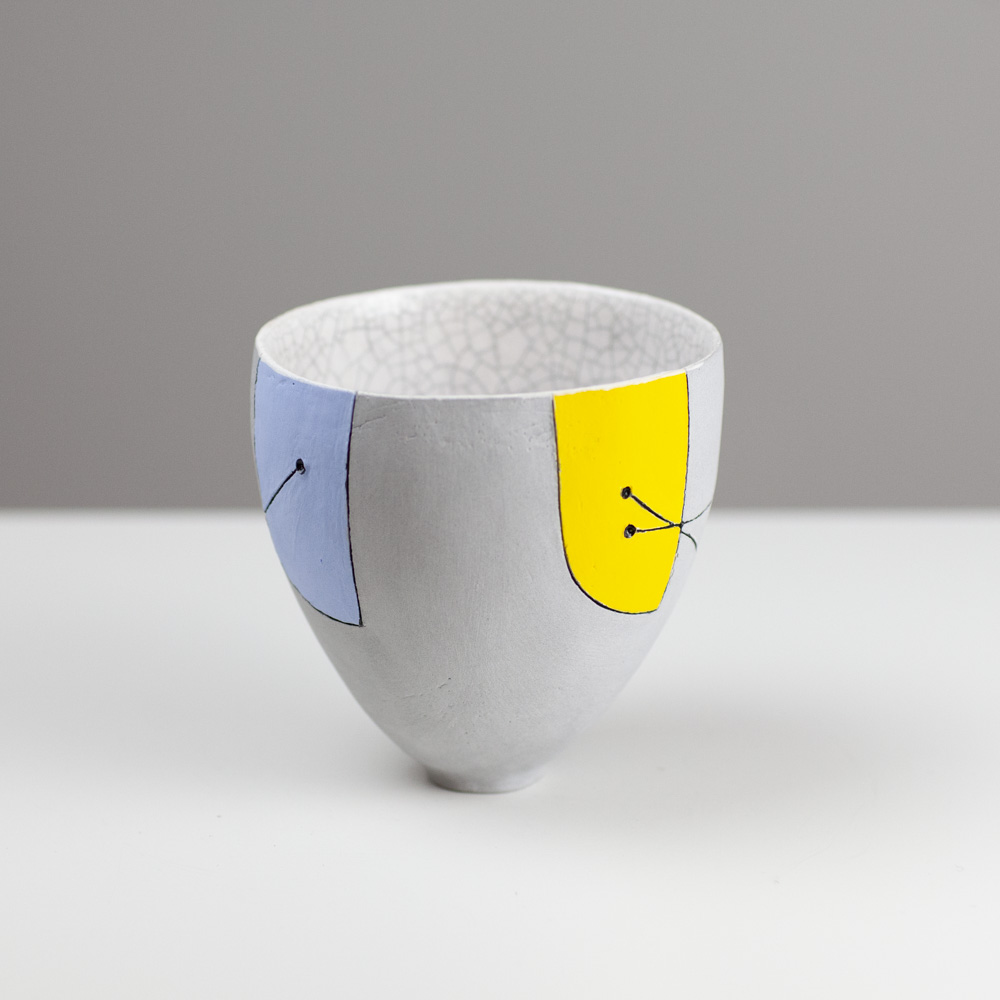 Pinch Pot HOL12 by Jane Hollidge