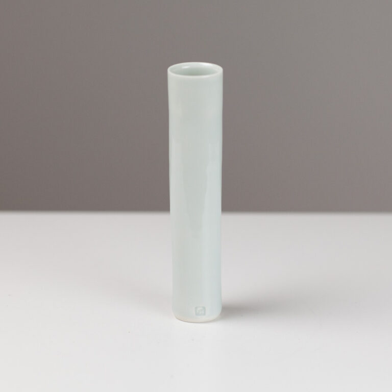 Cylinder Vase RH76 by Robyn Hardyman