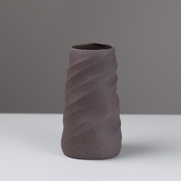 Small Twist Conical Vessel SBE11 by Sally Bertram